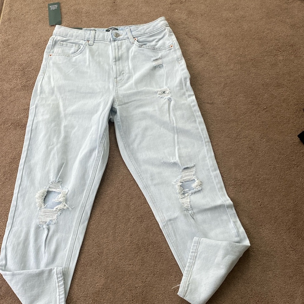 Size 8 mom jeans super high-rise light colored denim